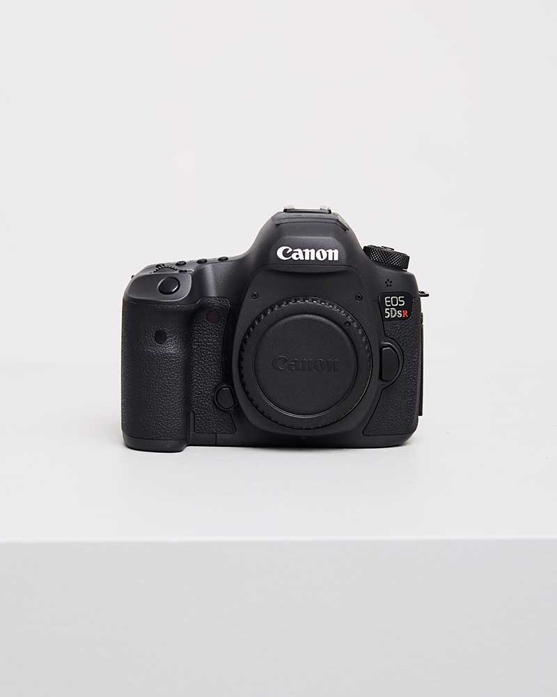 StudioZOOM Noleggio studio fotografico a Milano con fotocamera Canon