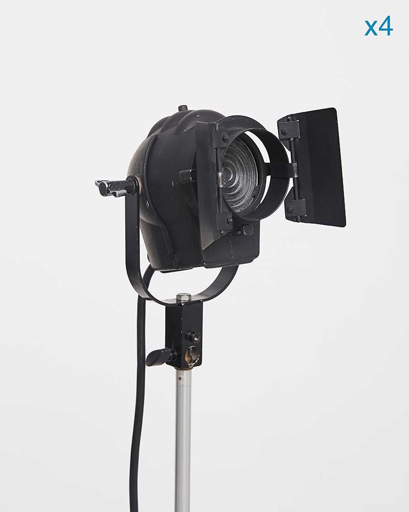 StudioZOOM Noleggio studio fotografico a Milano con luci continue
