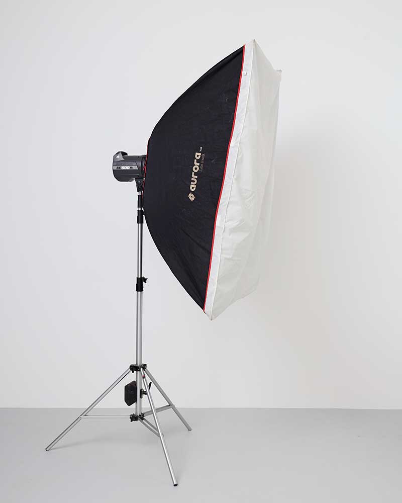 StudioZOOM Noleggio studio fotografico a Milano con modificatori luci