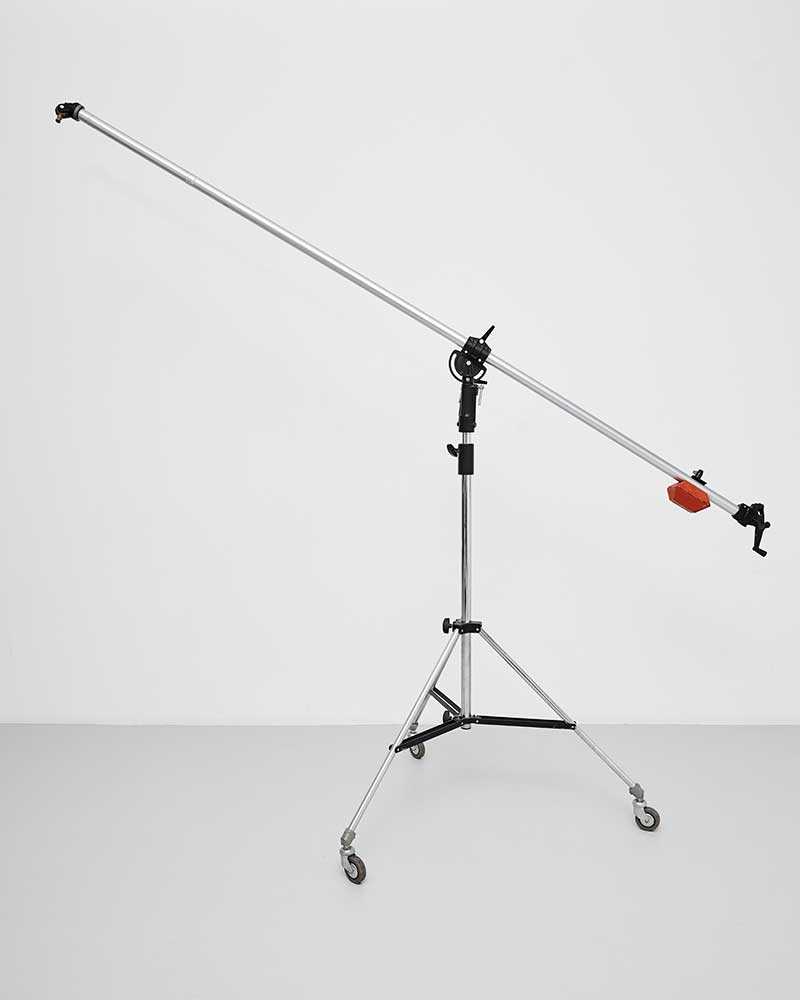 StudioZOOM Noleggio studio fotografico a Milano con stativi e treppiedi